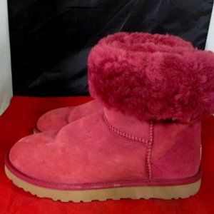 Women's UGG 5825 Boots Size 8